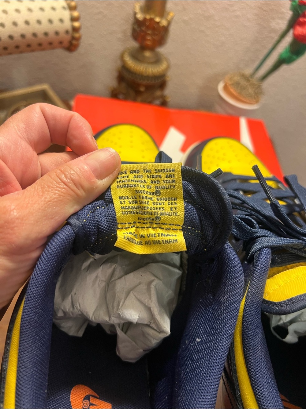 Nike Dunk Retro “Michigan” Varsity Maize/Midnight Navy Men’s 10.5 Authenticated - Picture 6 of 13